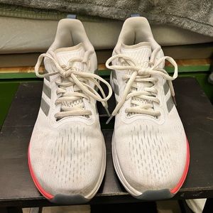 Adidas Response Super Women Size 9.5